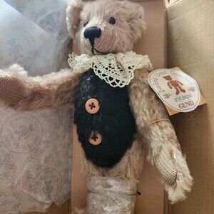 Bartons Creek Gund Bentley collector bear